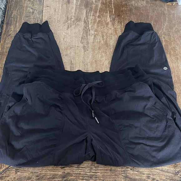 Lululemon Dance Jogger - Picture 1 of 3